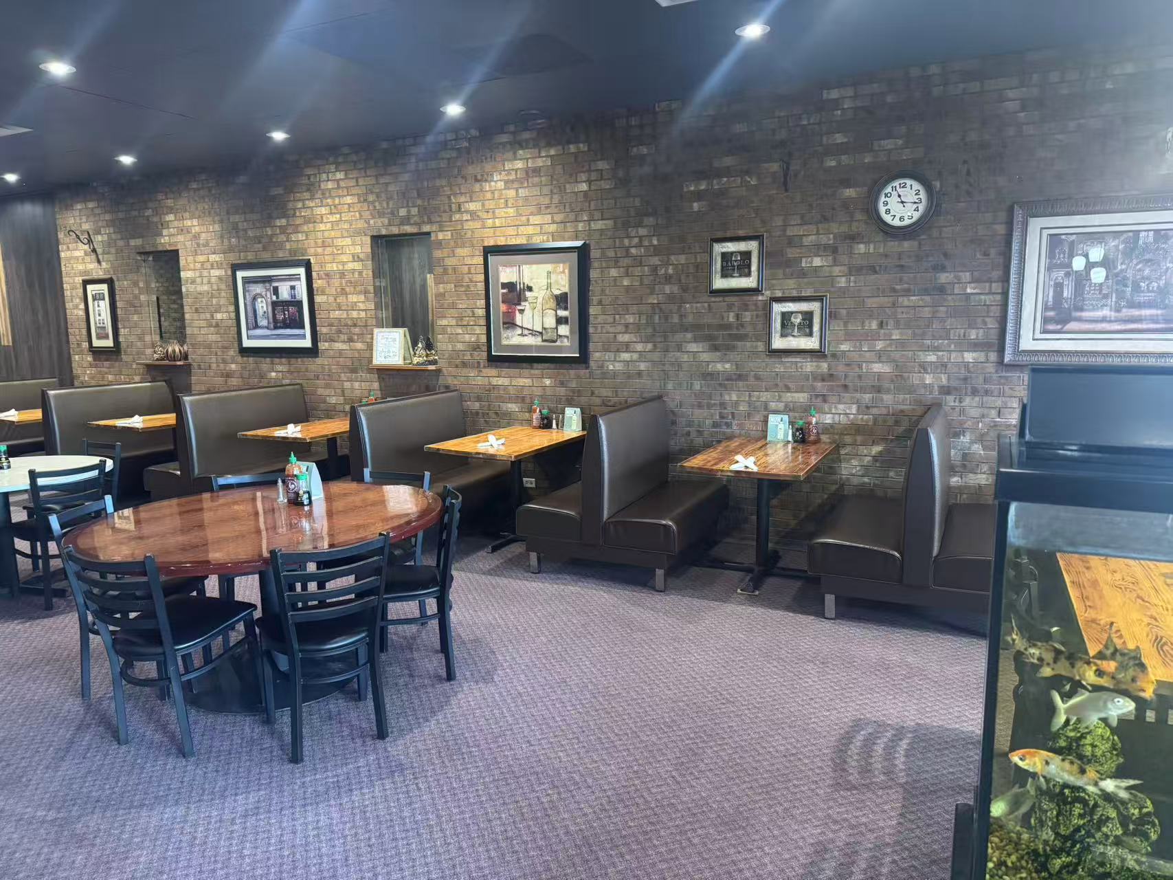 Warm and welcoming Wild Basil dining room